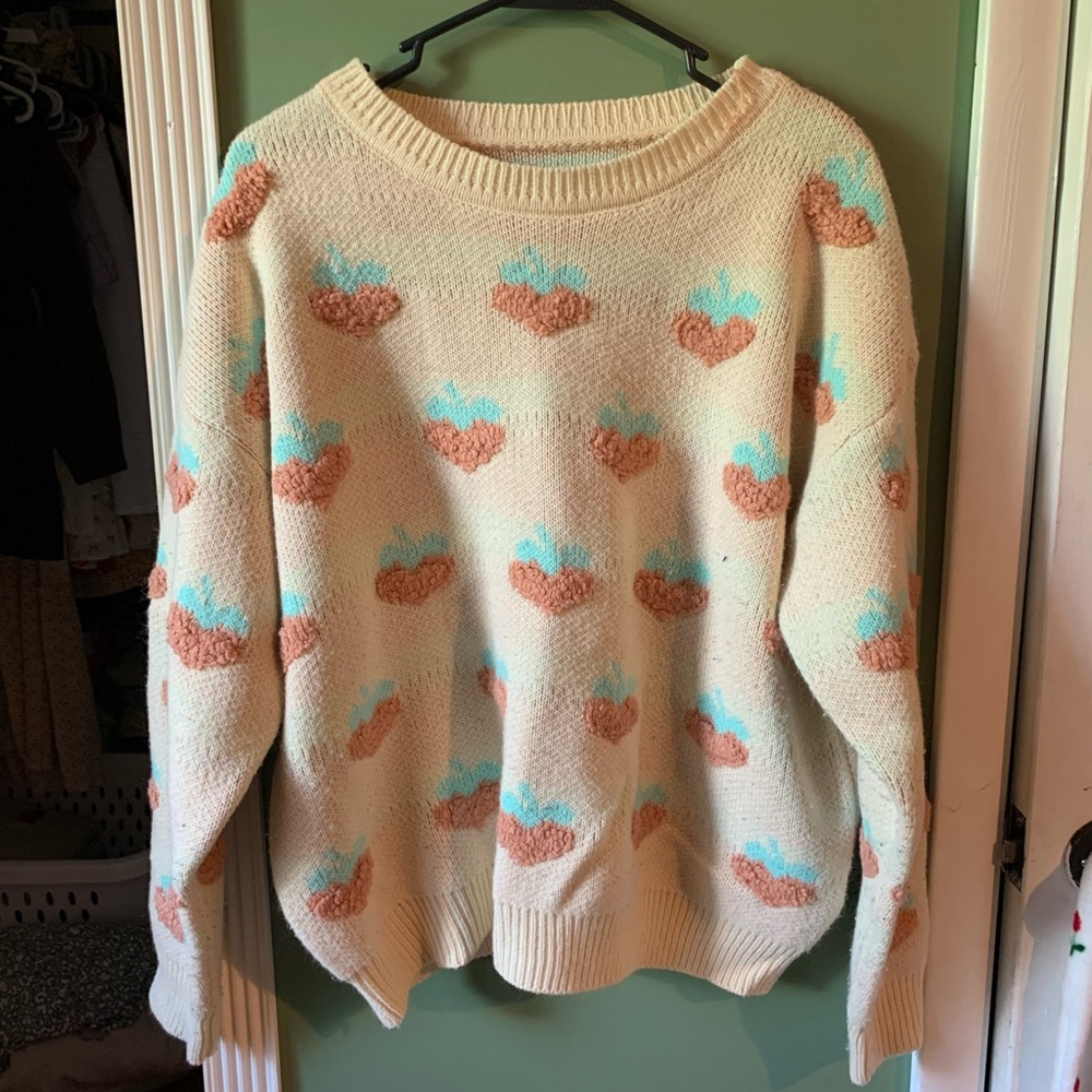 heart /strawberry sweater